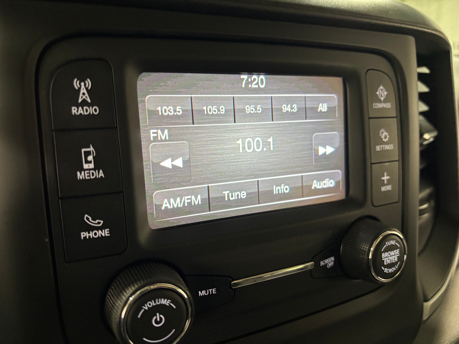 Thumbnail: 2020 RAM 1500 - 4