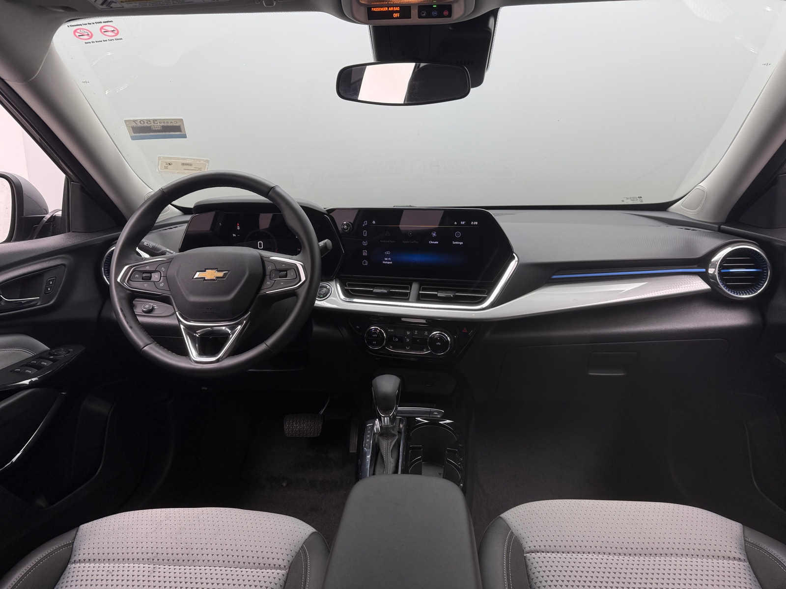 Thumbnail: 2025 Chevrolet Trax - 3