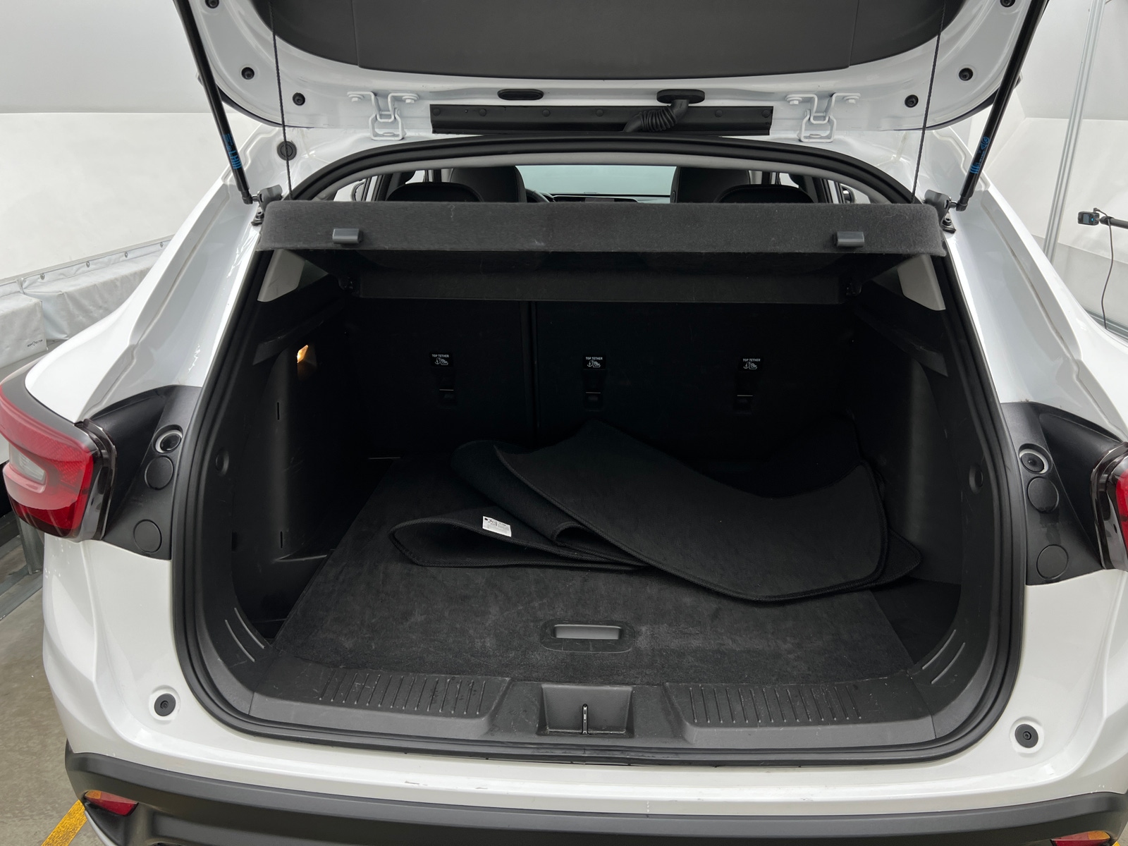 Thumbnail: 2025 Chevrolet Trax - 7