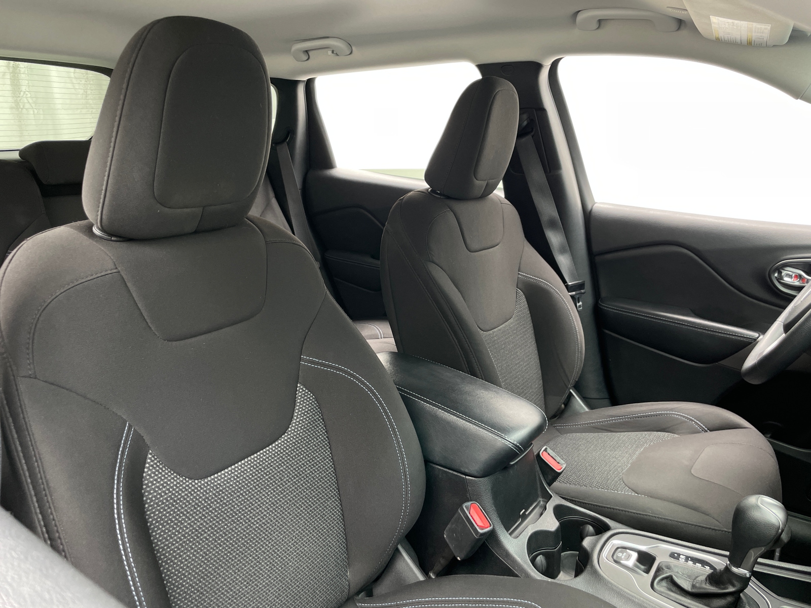 Thumbnail: 2020 Jeep Cherokee - 2