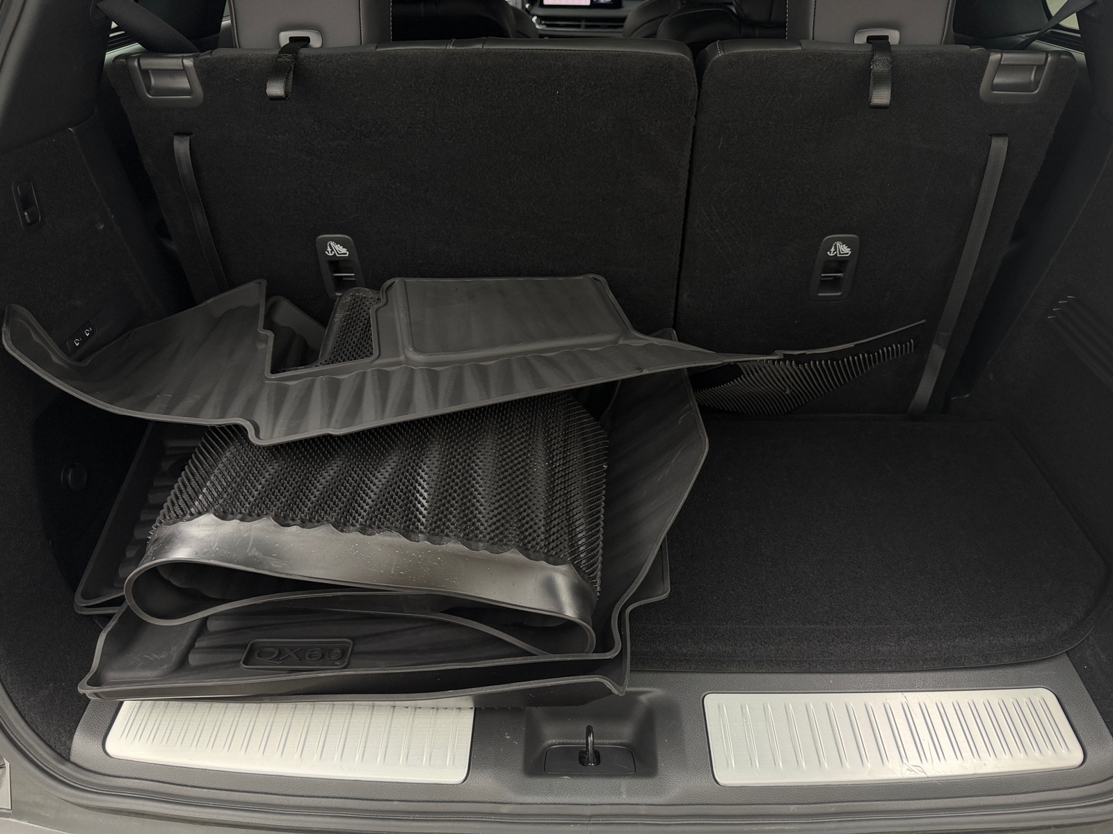 Thumbnail: 2025 INFINITI QX60 - 6