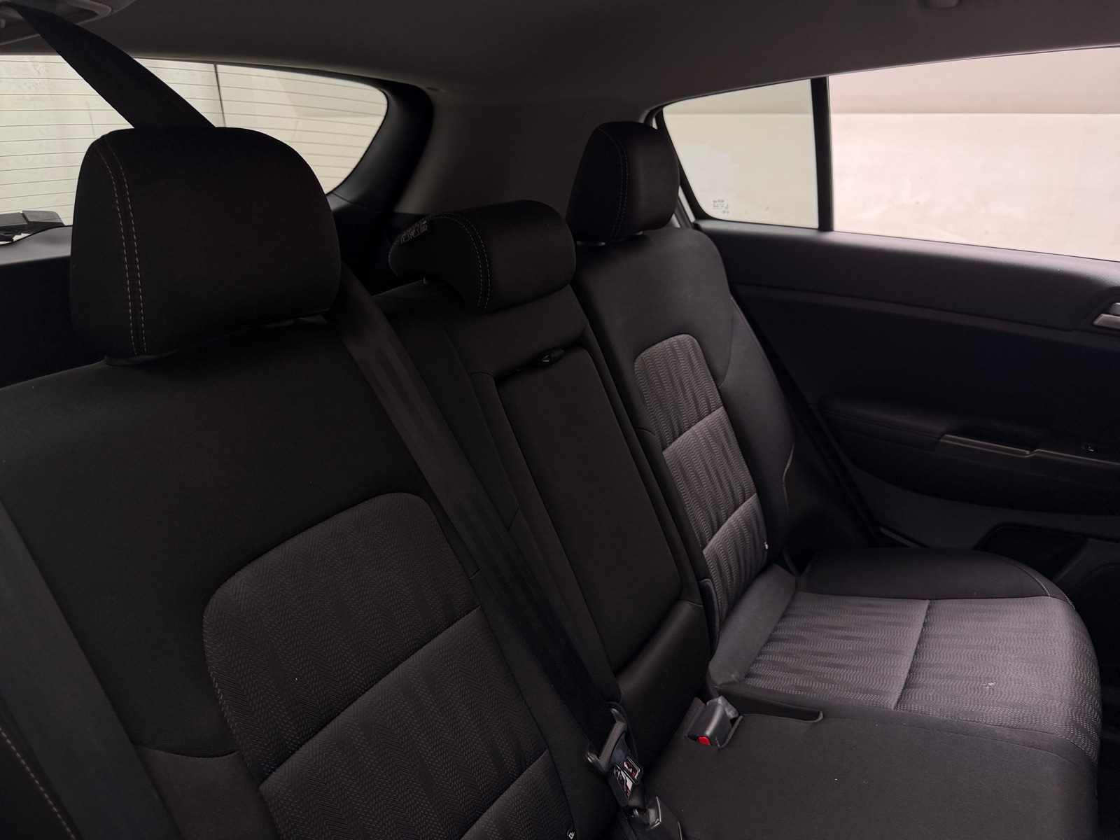 Thumbnail: 2020 Kia Sportage - 6