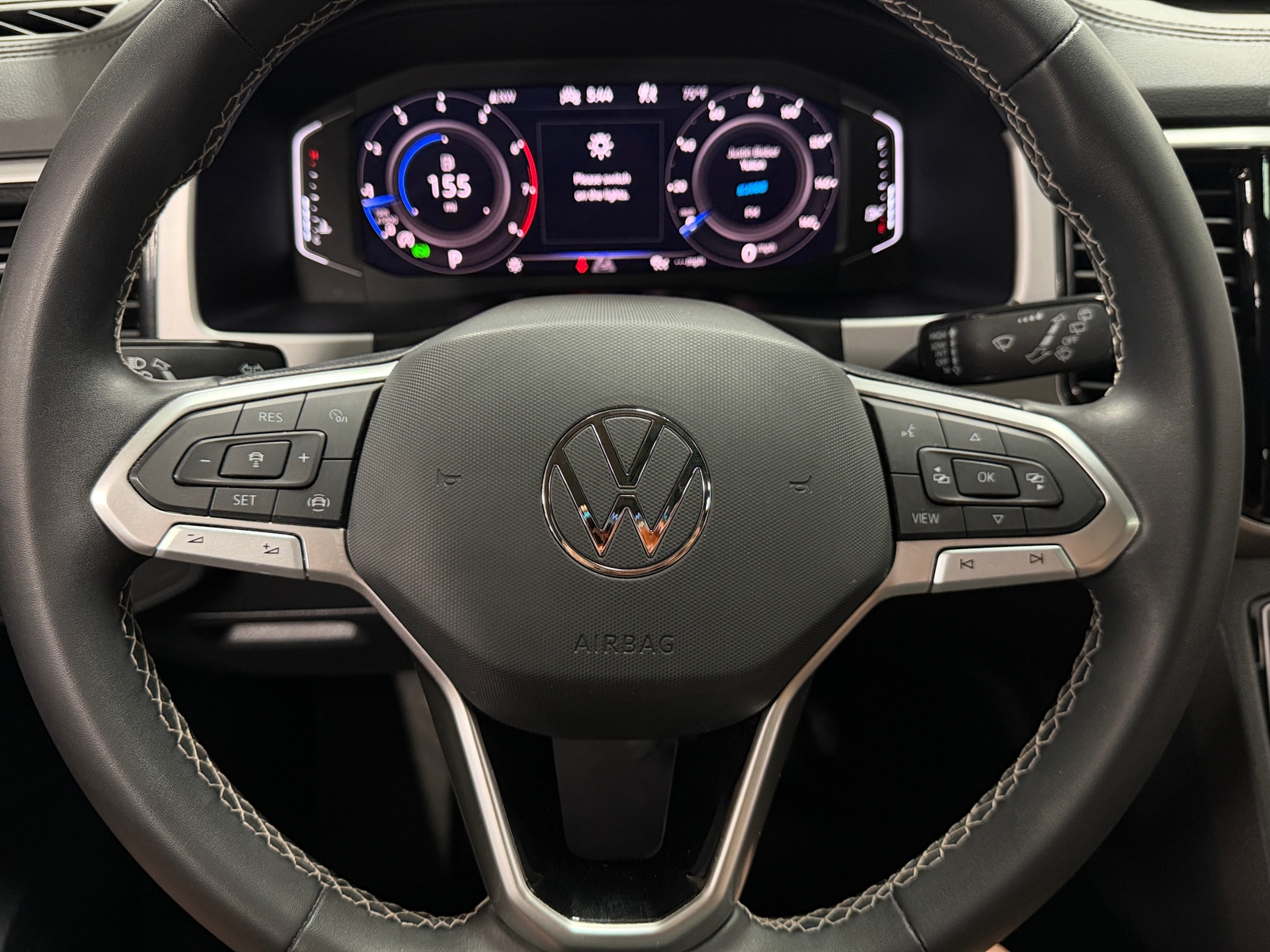 Thumbnail: 2022 Volkswagen Atlas - 4