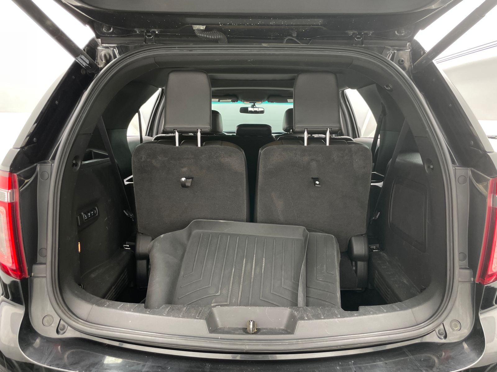 Thumbnail: 2014 Ford Explorer - 6