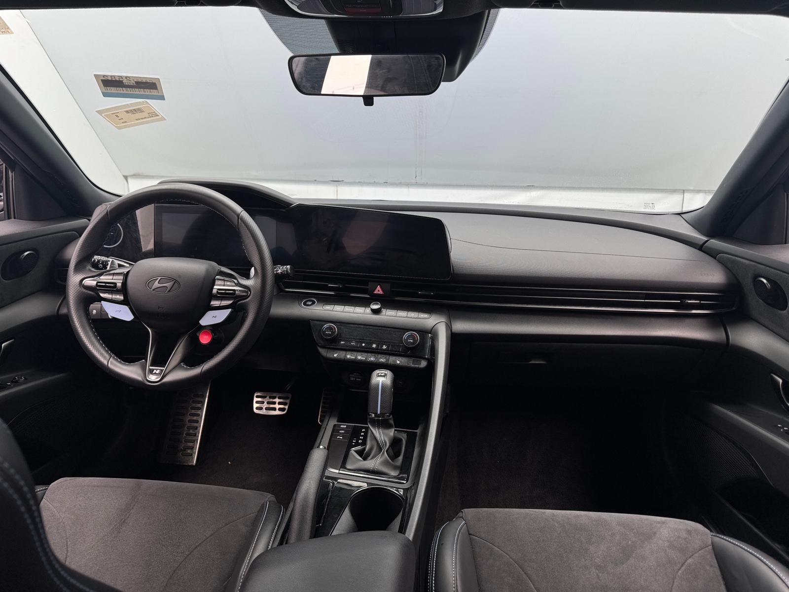 Thumbnail: 2024 Hyundai Elantra - 3