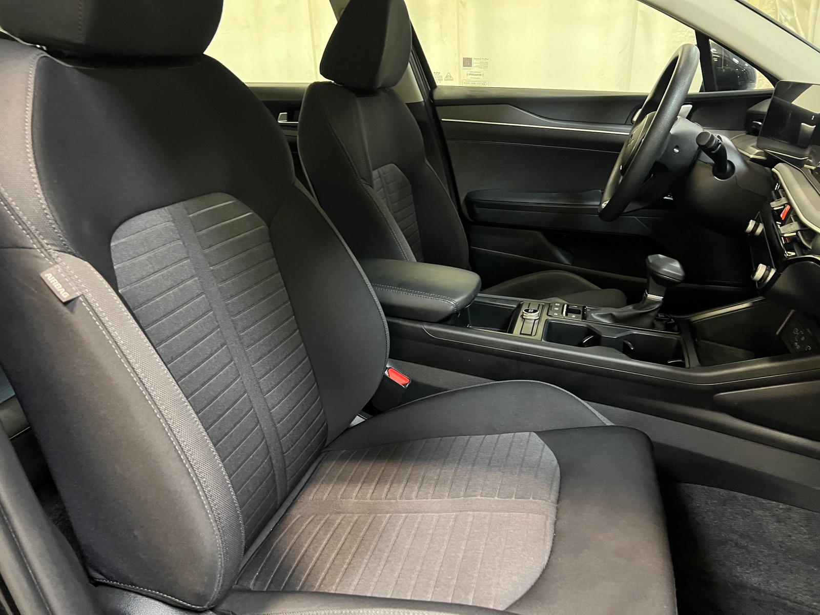 Thumbnail: 2025 Kia K5 - 2