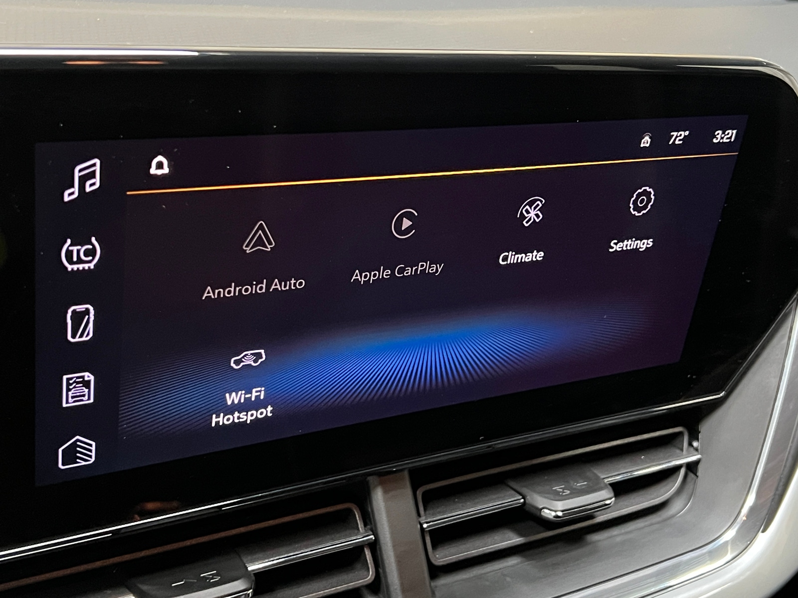 Thumbnail: 2025 Chevrolet Trax - 4