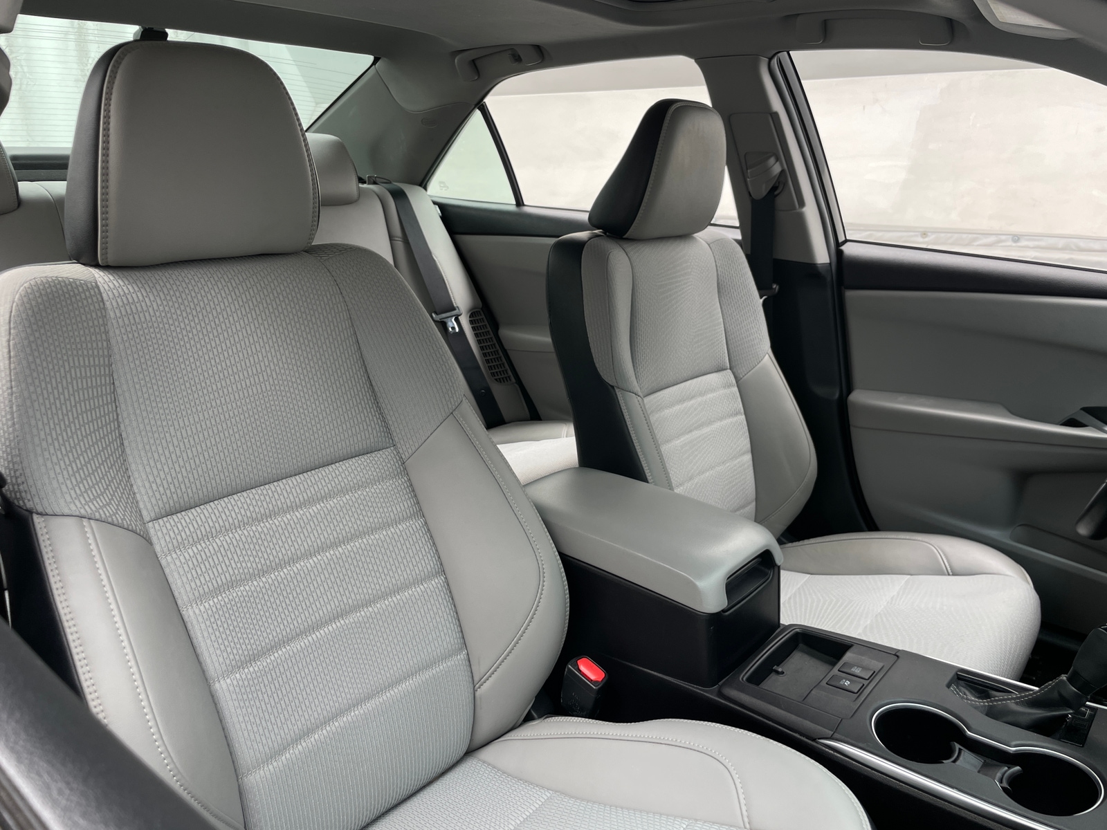 Thumbnail: 2016 Toyota Camry - 2