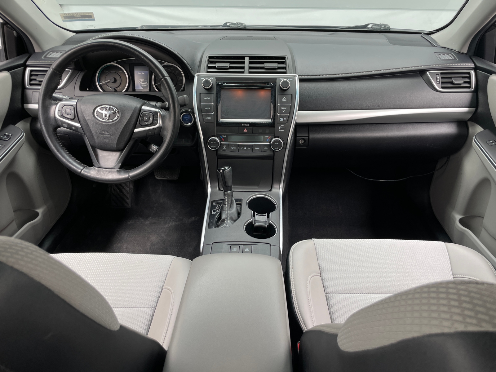 Thumbnail: 2016 Toyota Camry - 3