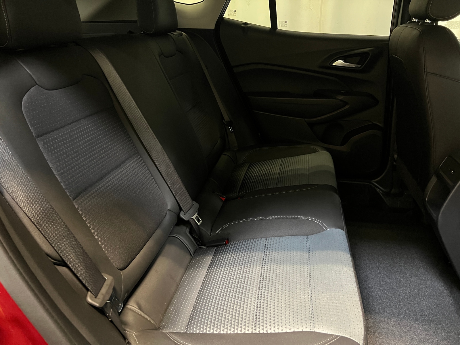 Thumbnail: 2025 Chevrolet Trax - 6