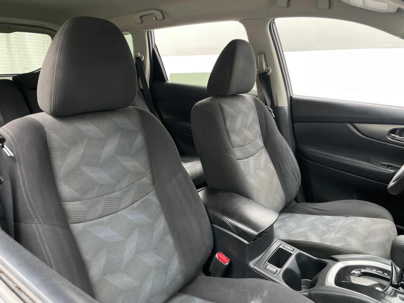 Thumbnail: 2016 Nissan Rogue - 2