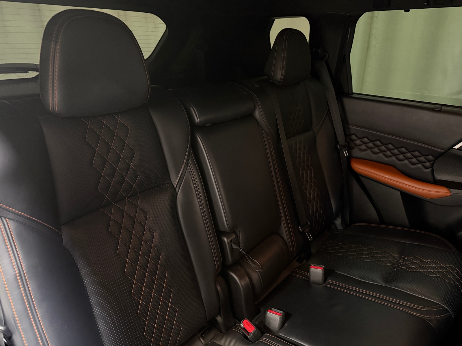 Thumbnail: 2023 Mitsubishi Outlander - 5