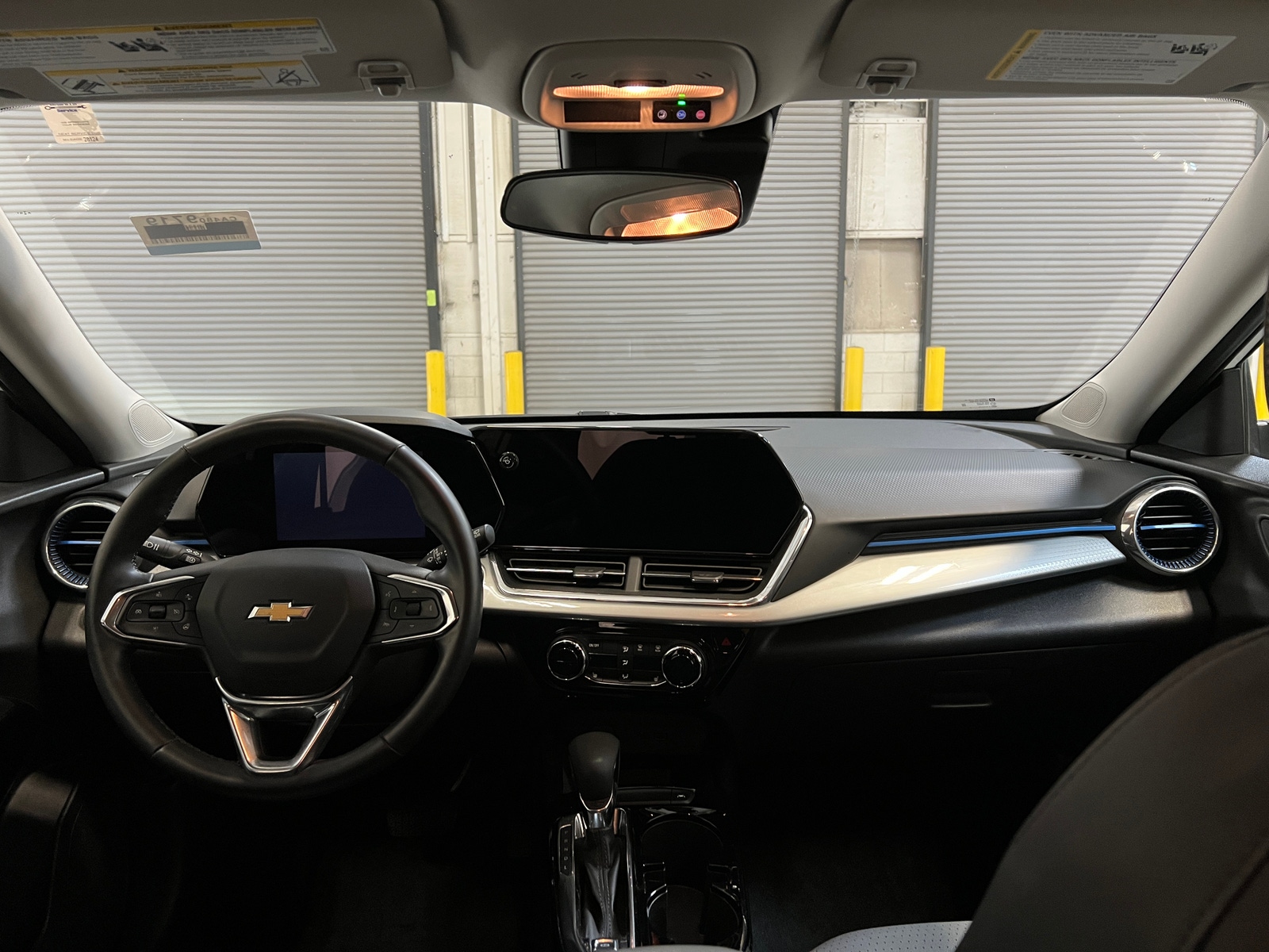 Thumbnail: 2025 Chevrolet Trax - 3