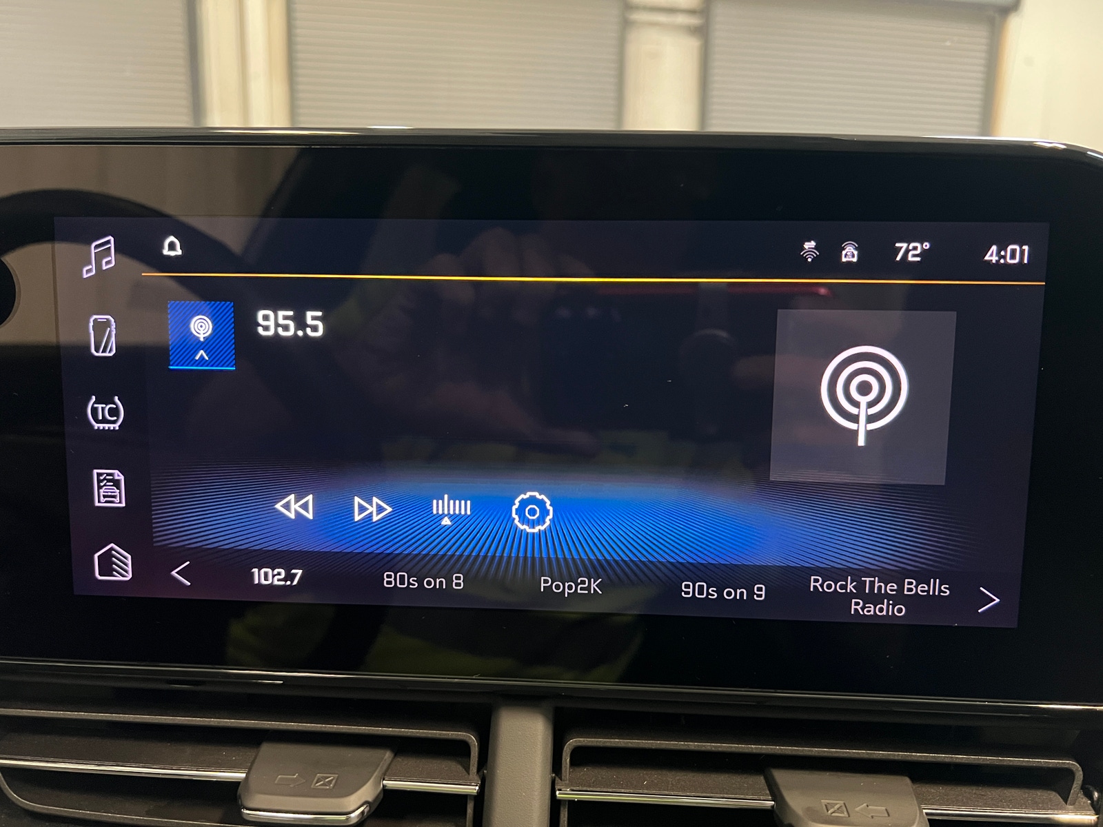 Thumbnail: 2025 Chevrolet Trax - 4