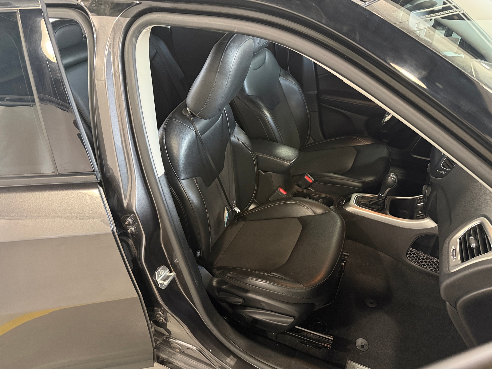 Thumbnail: 2020 Jeep Compass - 2