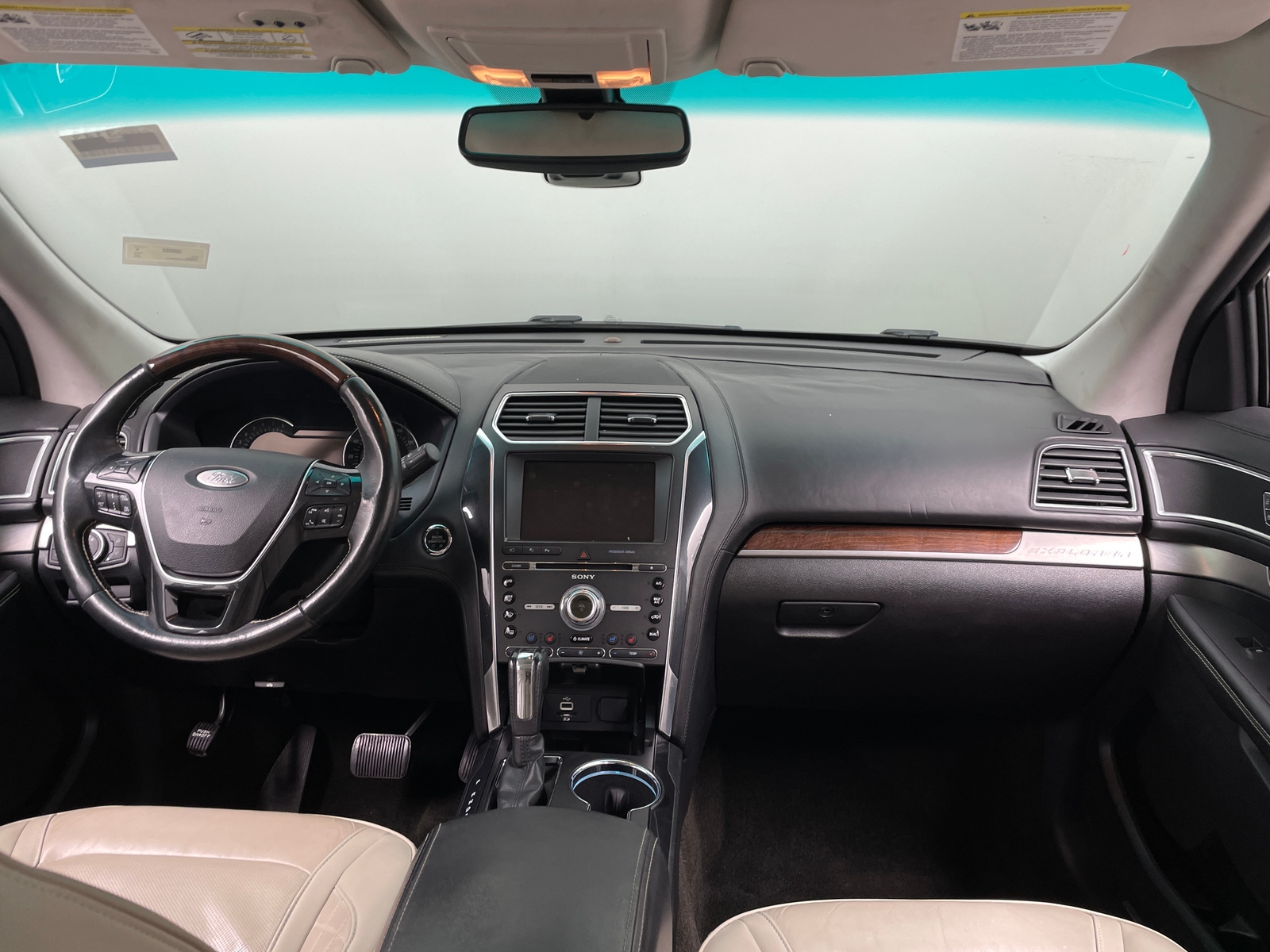 Thumbnail: 2016 Ford Explorer - 2