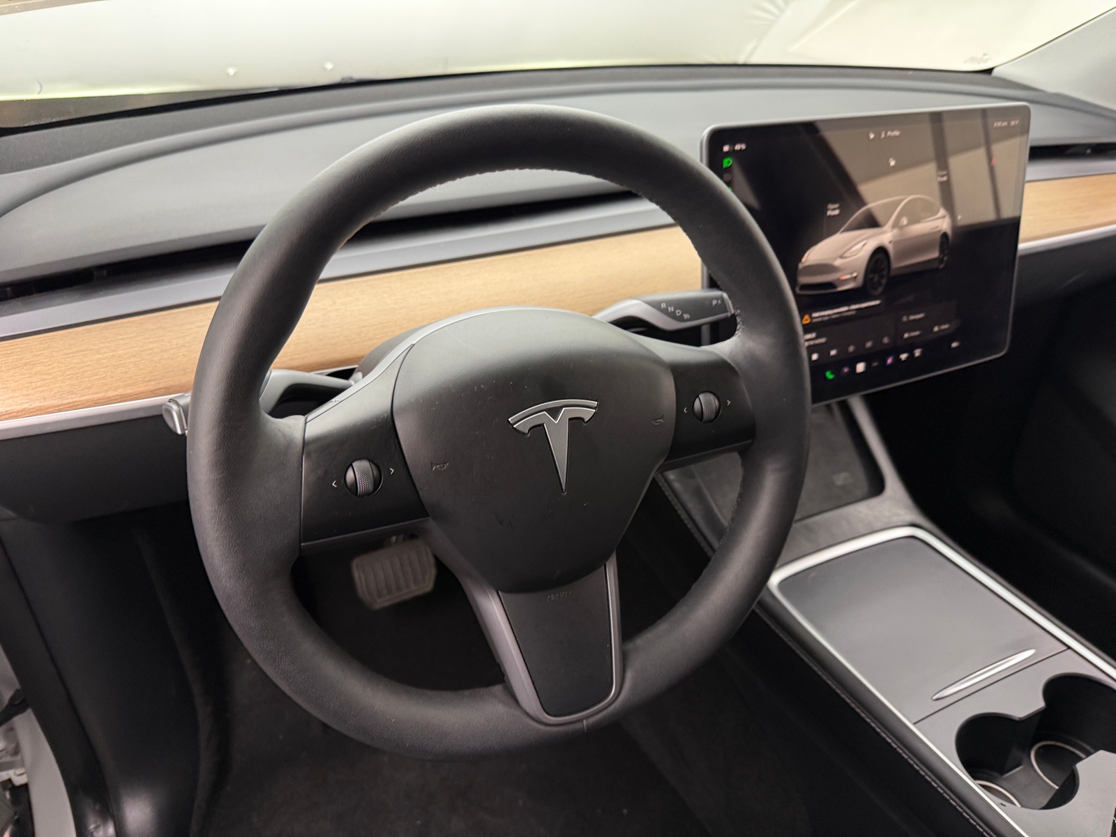 Thumbnail: 2023 Tesla Model Y - 4
