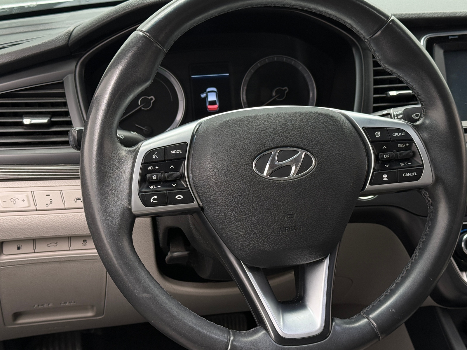 Thumbnail: 2019 Hyundai Sonata - 4