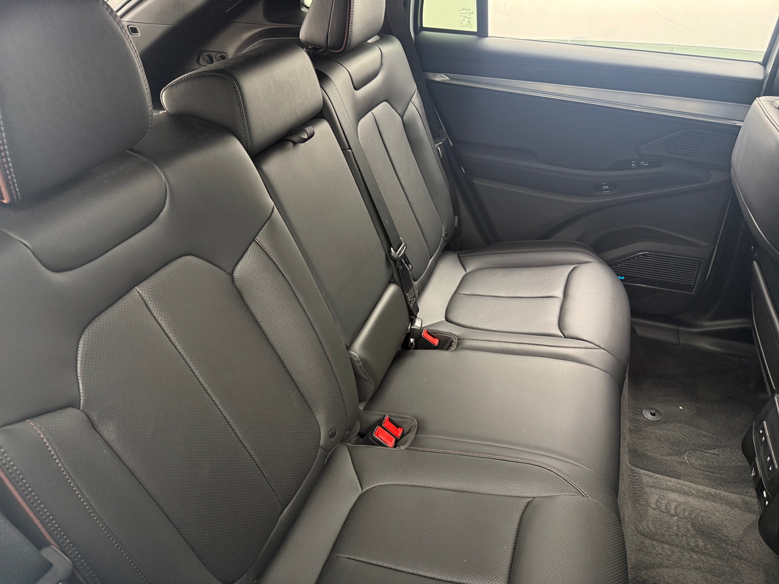 Thumbnail: 2024 Jeep Wagoneer S - 5