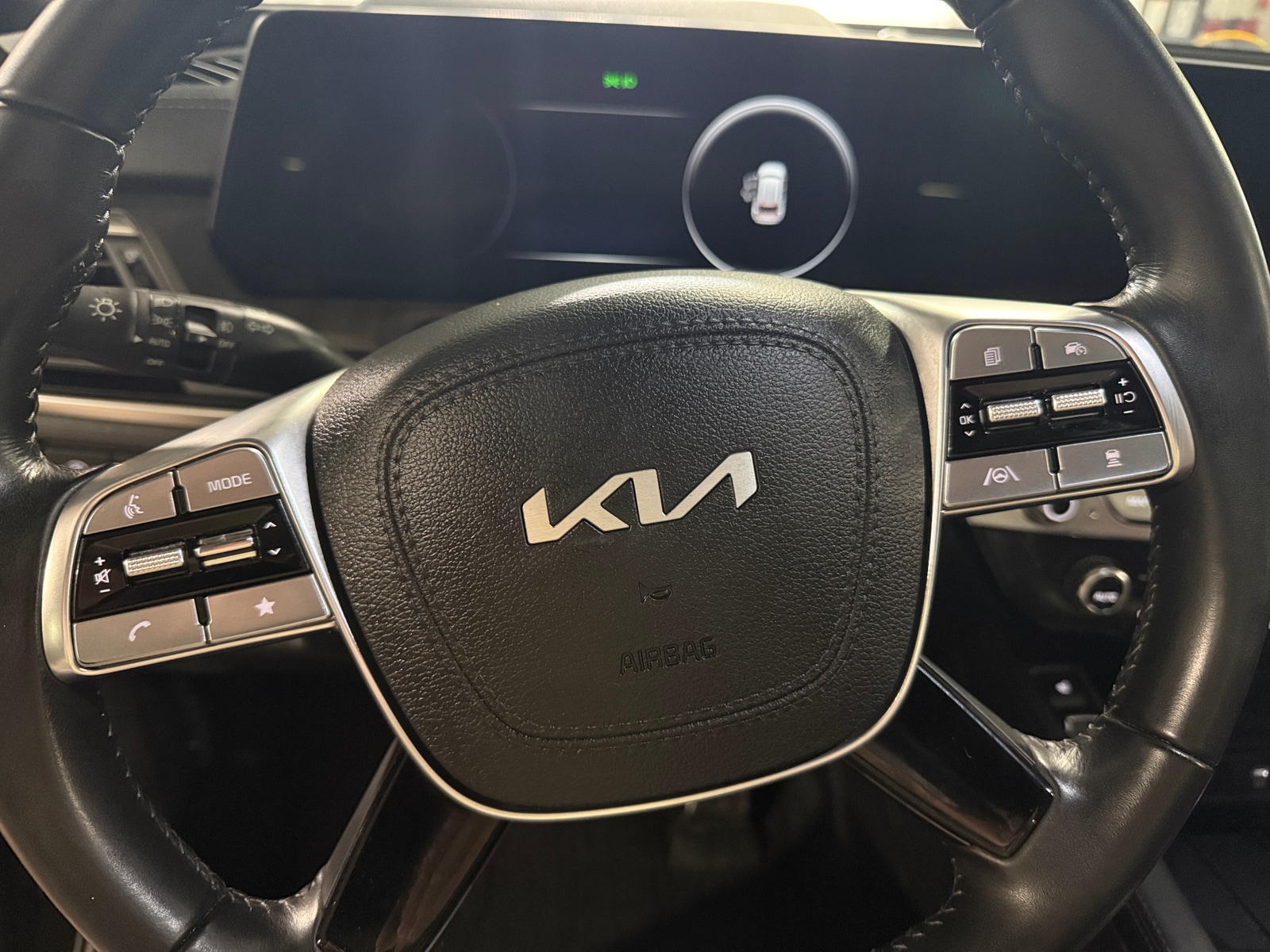 Thumbnail: 2024 Kia Telluride - 4