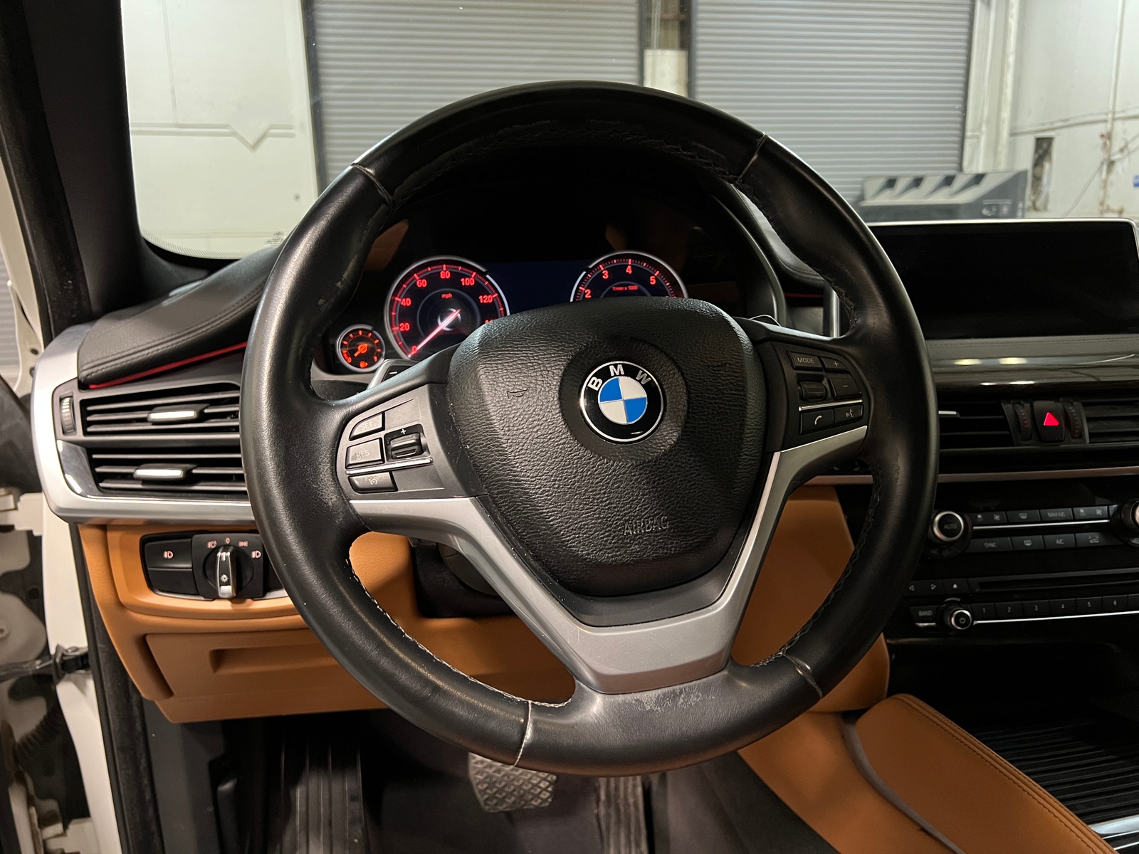 Thumbnail: 2017 BMW X6 - 4