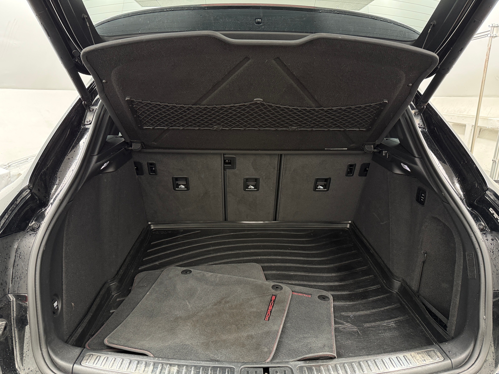 Thumbnail: 2018 Porsche Macan - 6