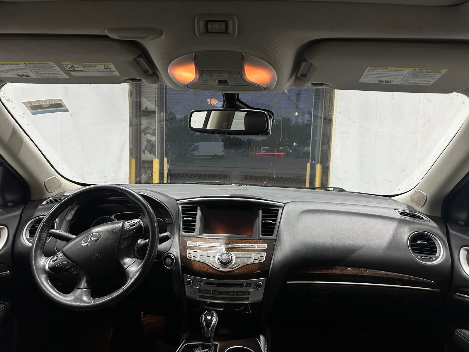 Thumbnail: 2017 INFINITI QX60 - 2