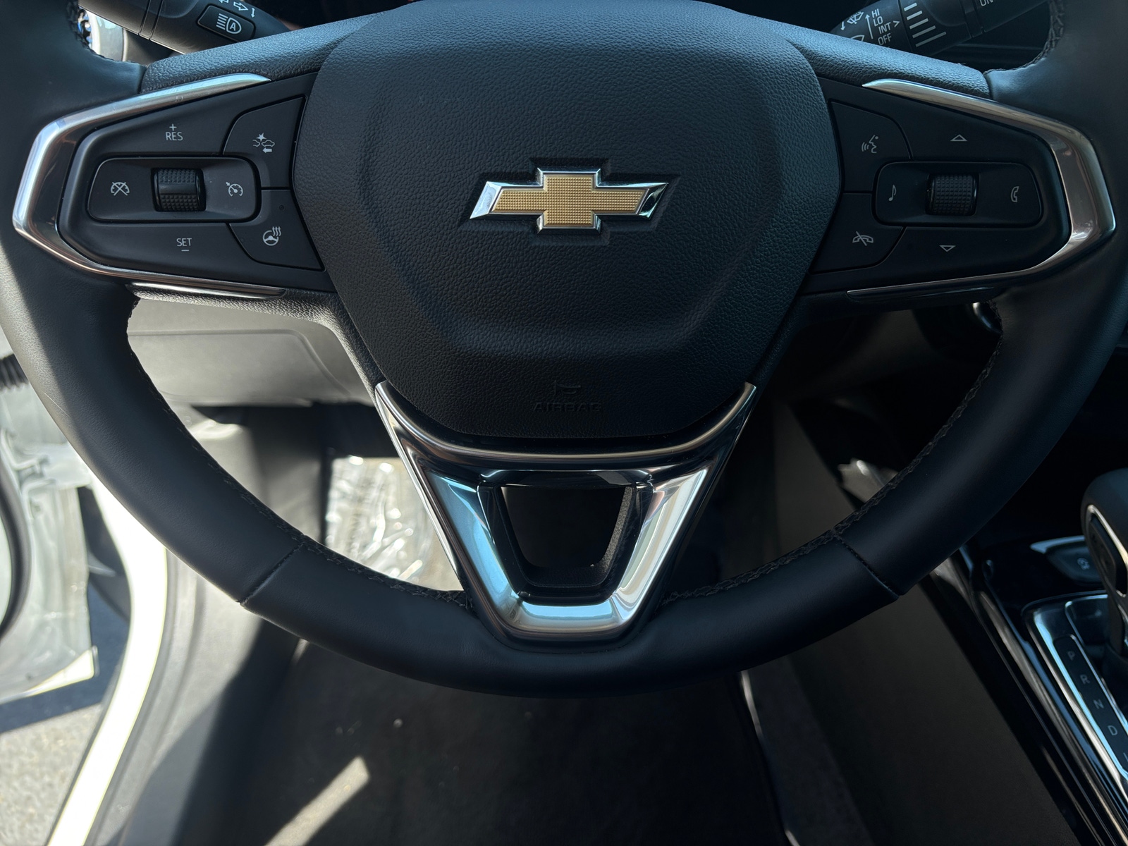 Thumbnail: 2025 Chevrolet Trax - 5