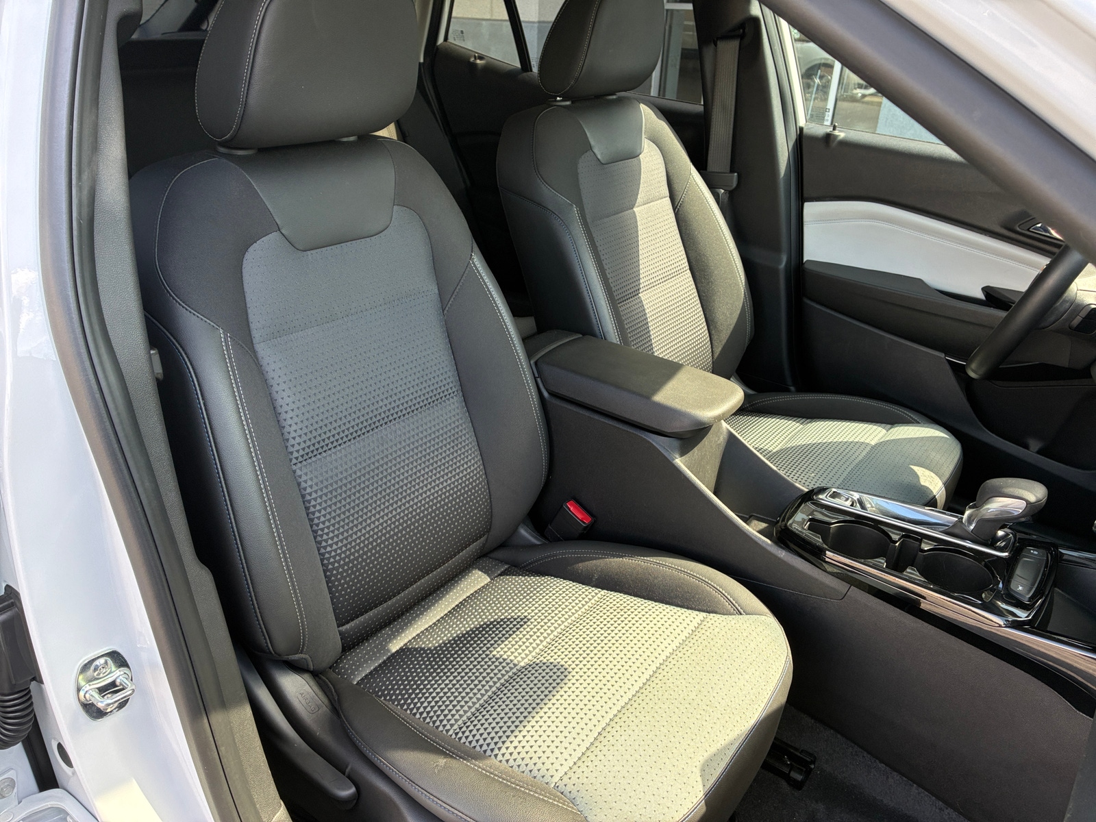 Thumbnail: 2025 Chevrolet Trax - 2