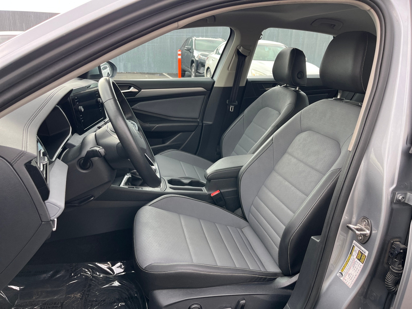 Thumbnail: 2025 Volkswagen Jetta - 2