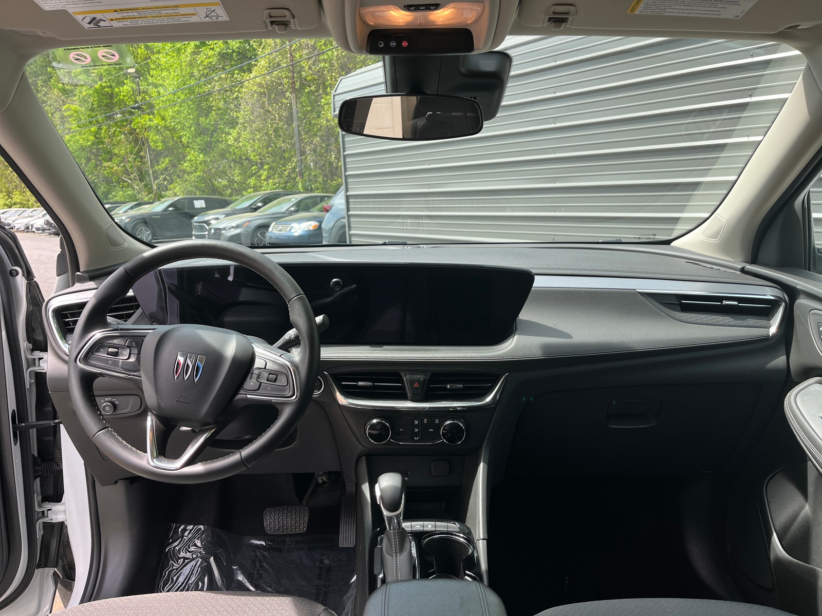 Thumbnail: 2025 Buick Encore GX - 3