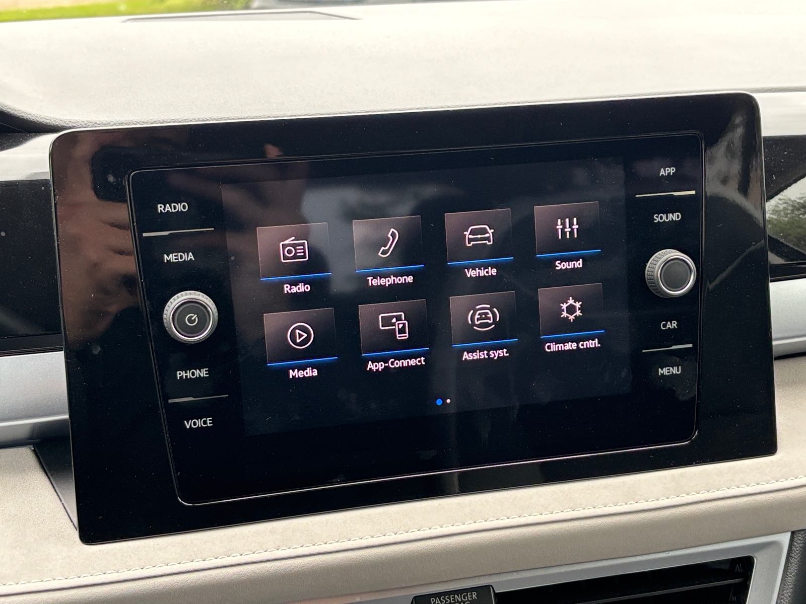 Thumbnail: 2025 Volkswagen Taos - 4