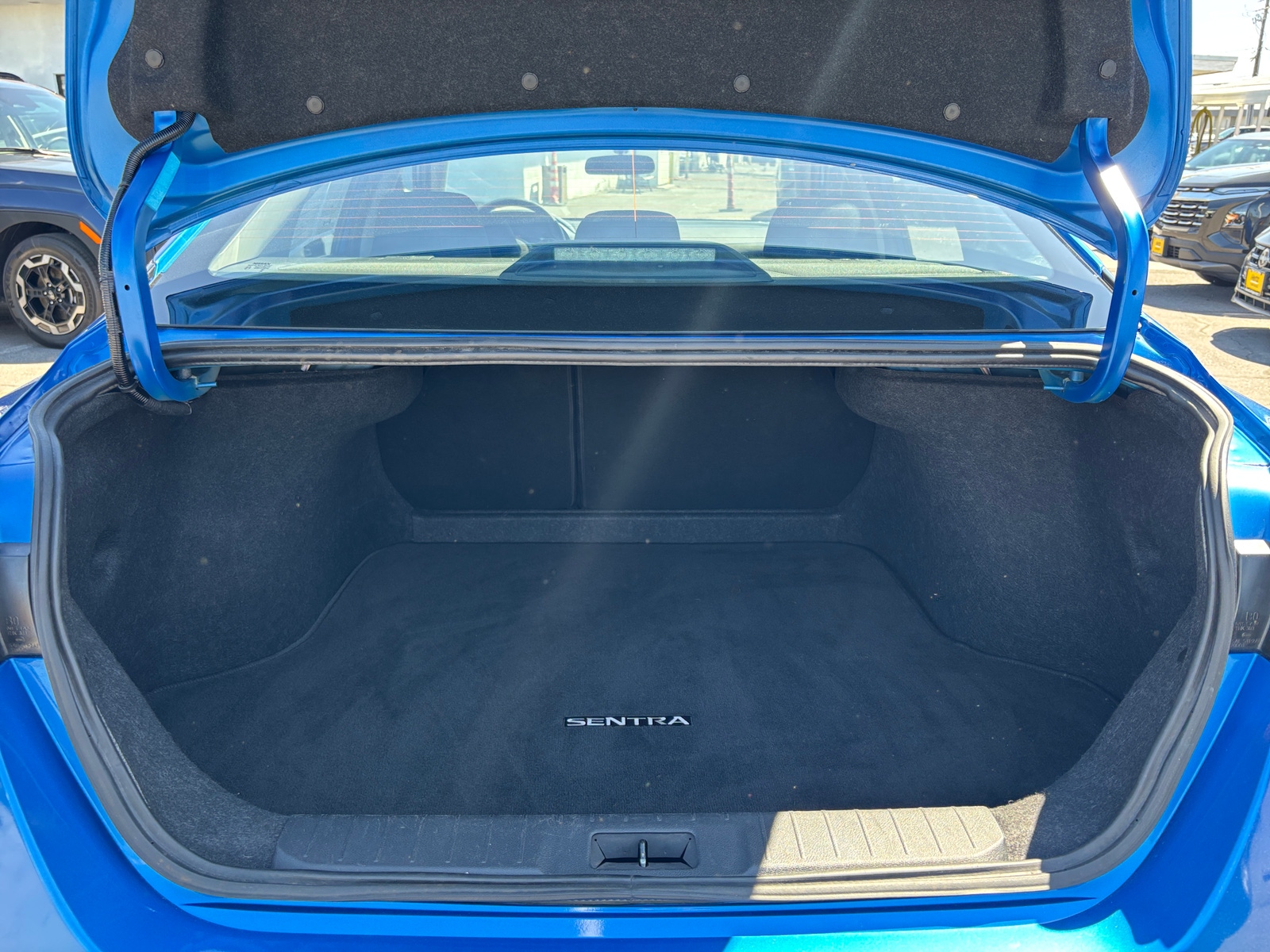 Thumbnail: 2025 Nissan Sentra - 6