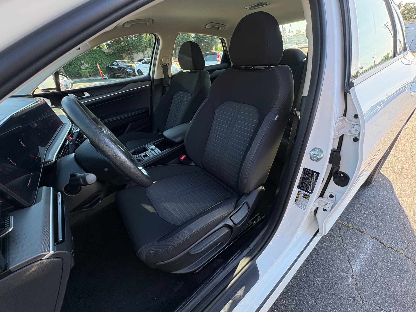 Thumbnail: 2025 Kia K5 - 2