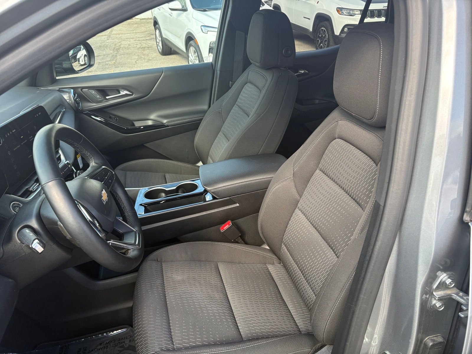 Thumbnail: 2025 Chevrolet Equinox - 2