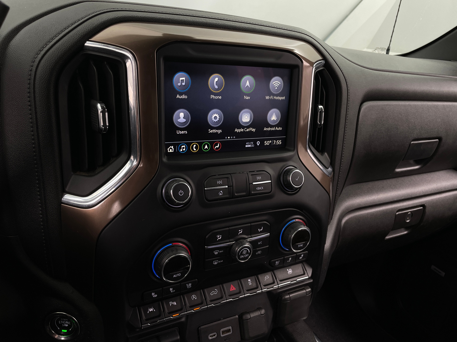 Thumbnail: 2019 Chevrolet Silverado 1500 - 3