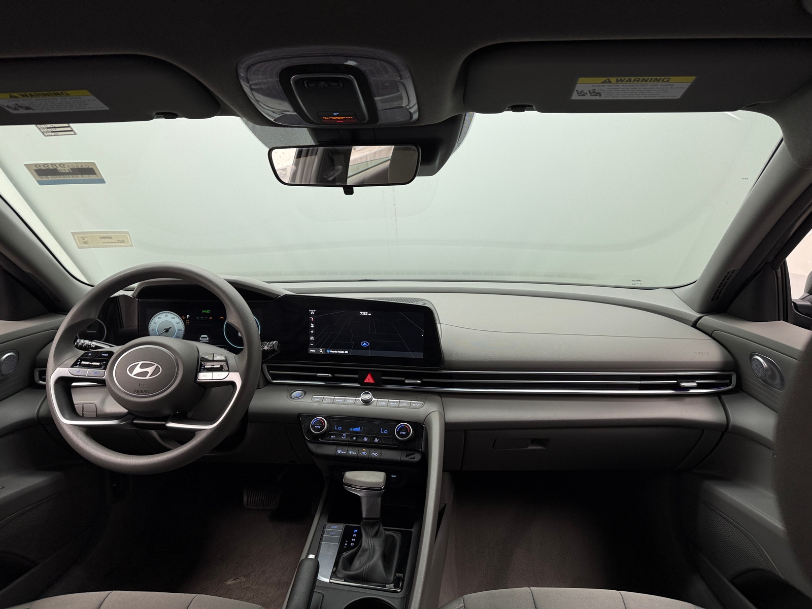 Thumbnail: 2024 Hyundai Elantra - 3