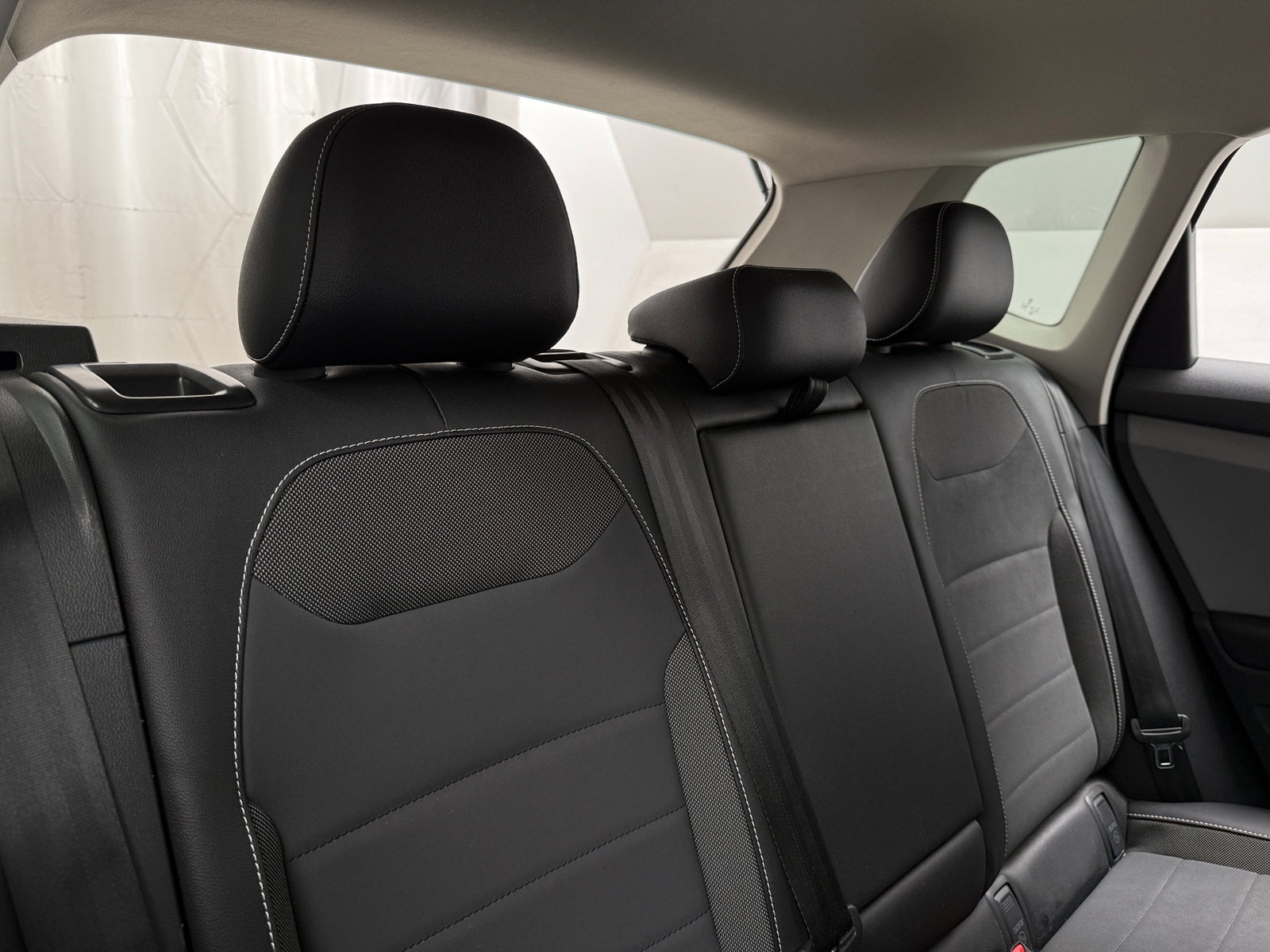 Thumbnail: 2023 Volkswagen Taos - 5