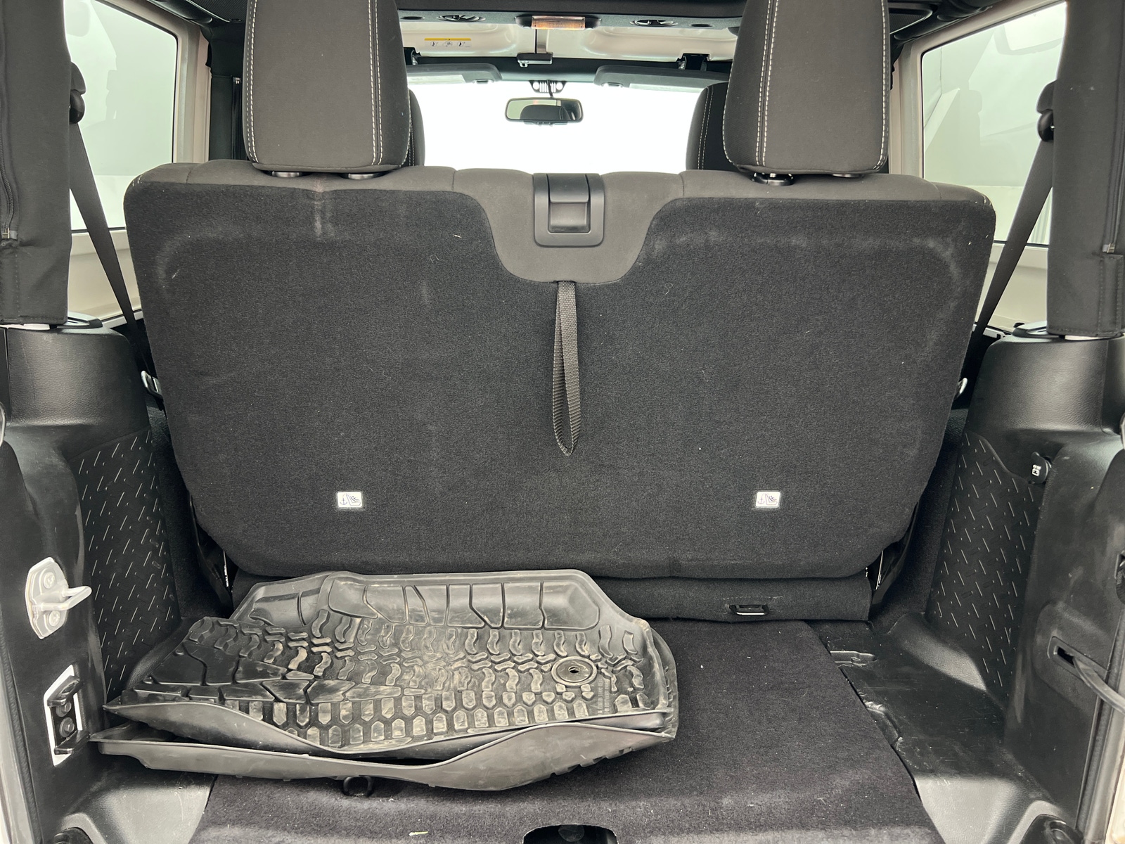 Thumbnail: 2018 Jeep Wrangler - 6