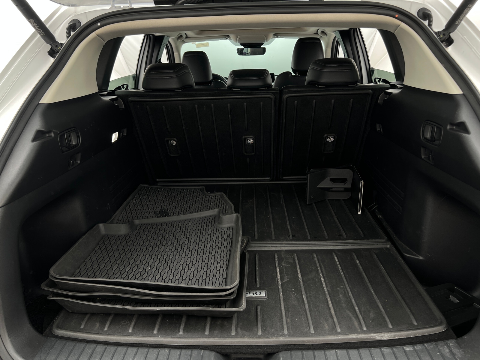 Thumbnail: 2023 Mazda CX-50 - 6