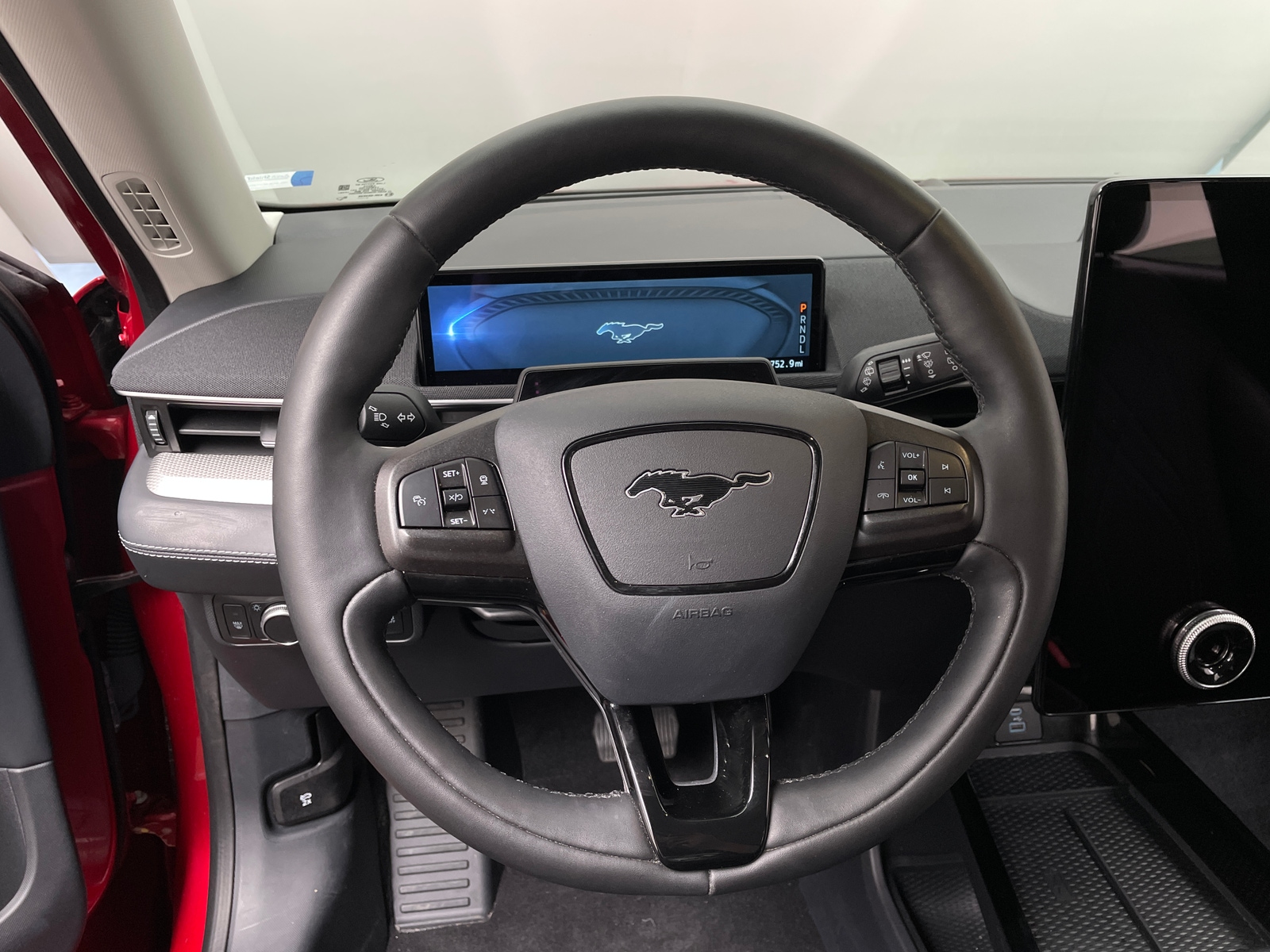 Thumbnail: 2021 Ford Mustang Mach-E - 4