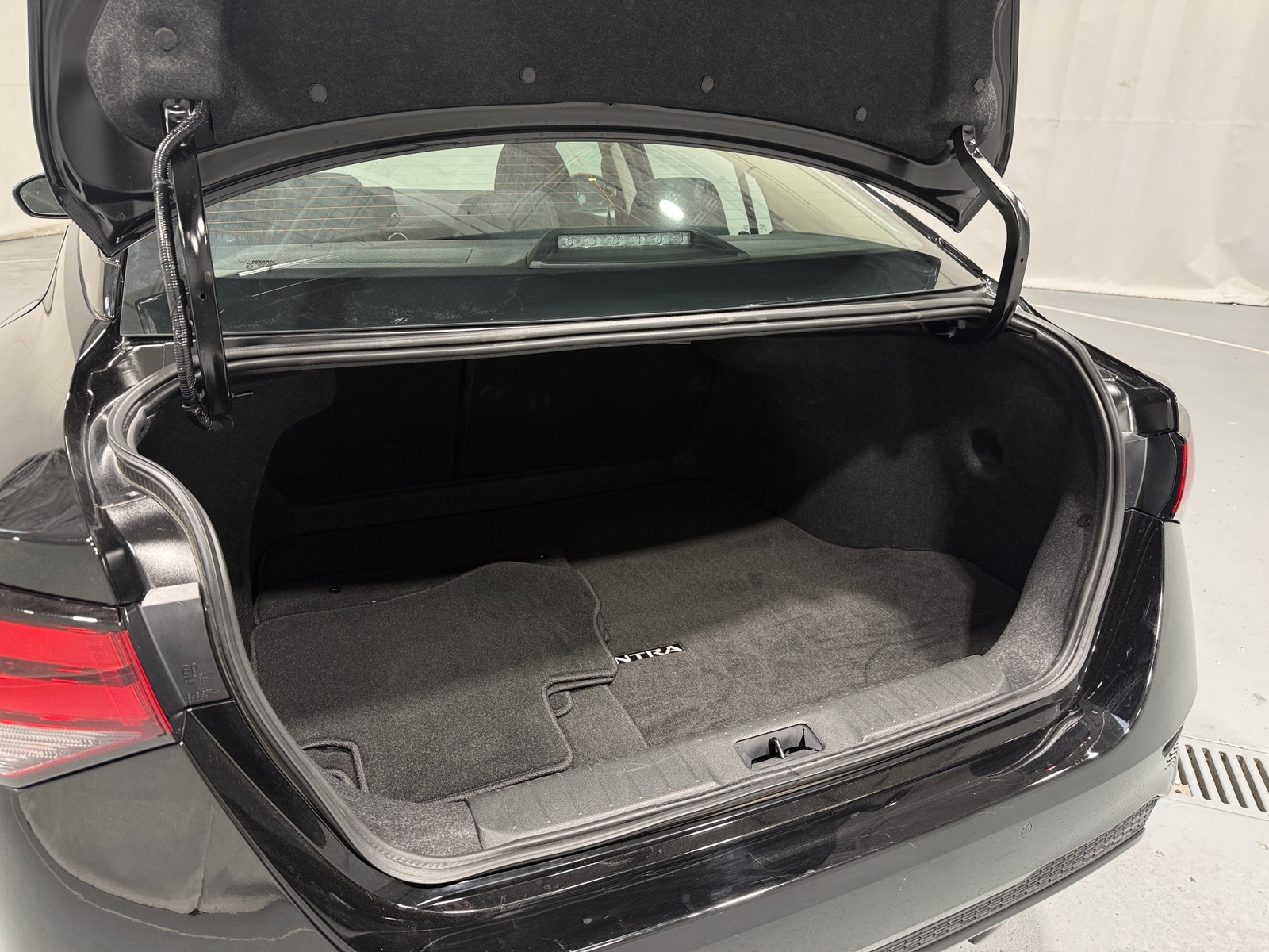 Thumbnail: 2025 Nissan Sentra - 7