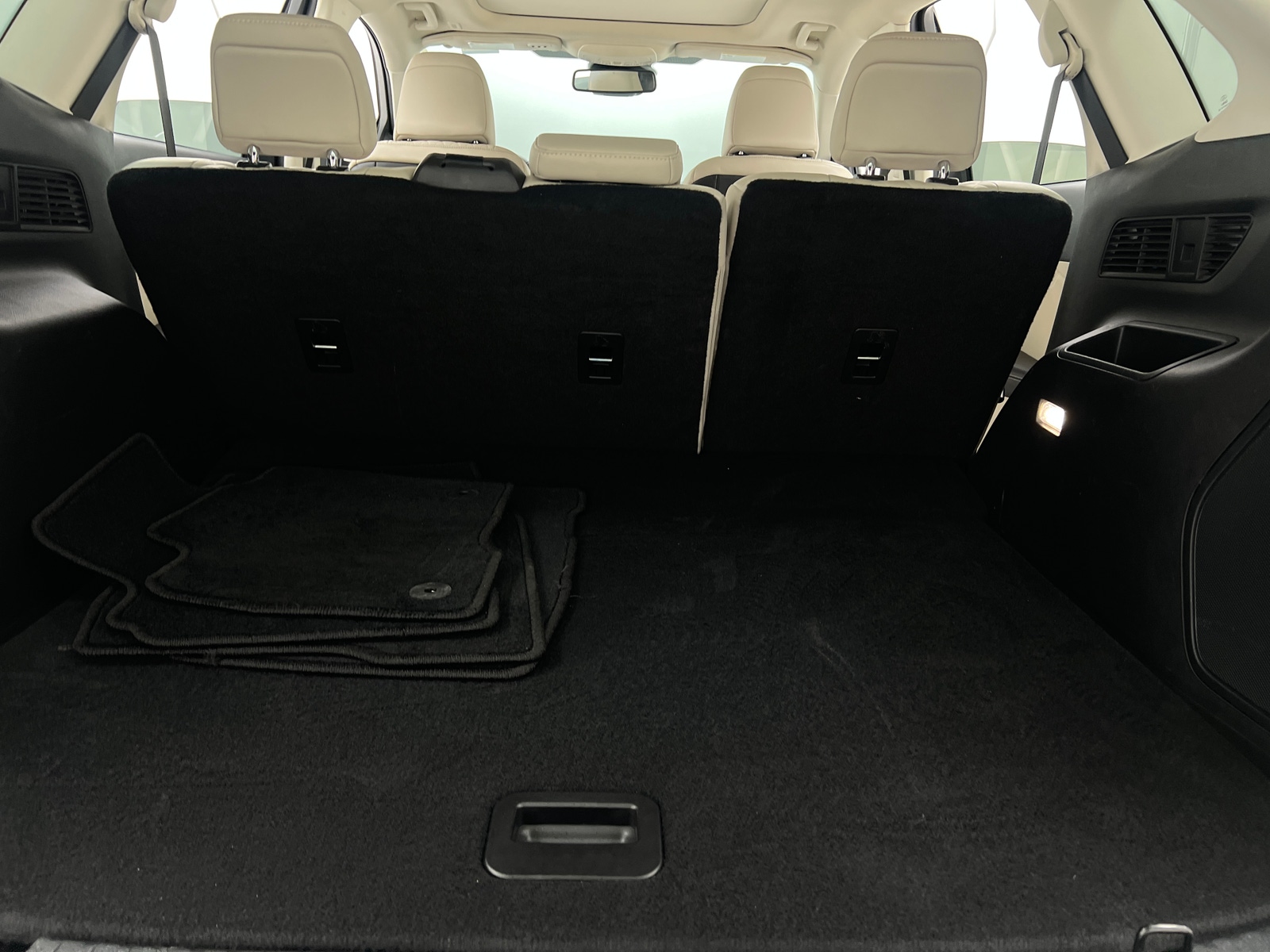 Thumbnail: 2023 Ford Edge - 6