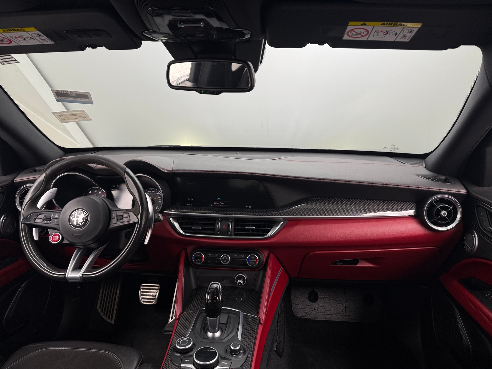Thumbnail: 2018 Alfa Romeo Stelvio - 2