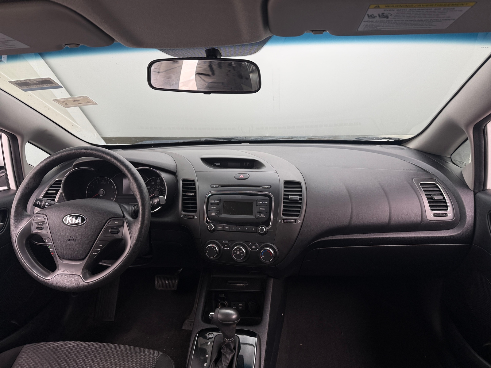 Thumbnail: 2017 Kia Forte - 3