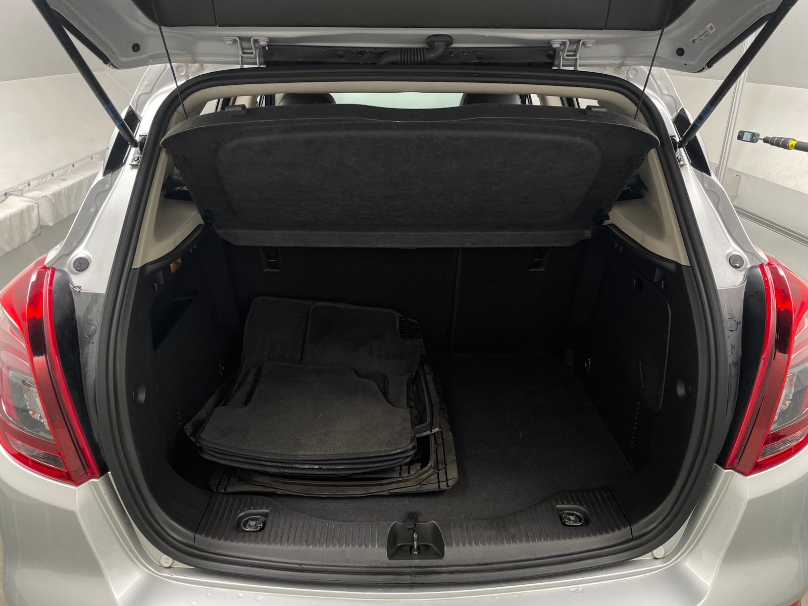 Thumbnail: 2017 Buick Encore - 6