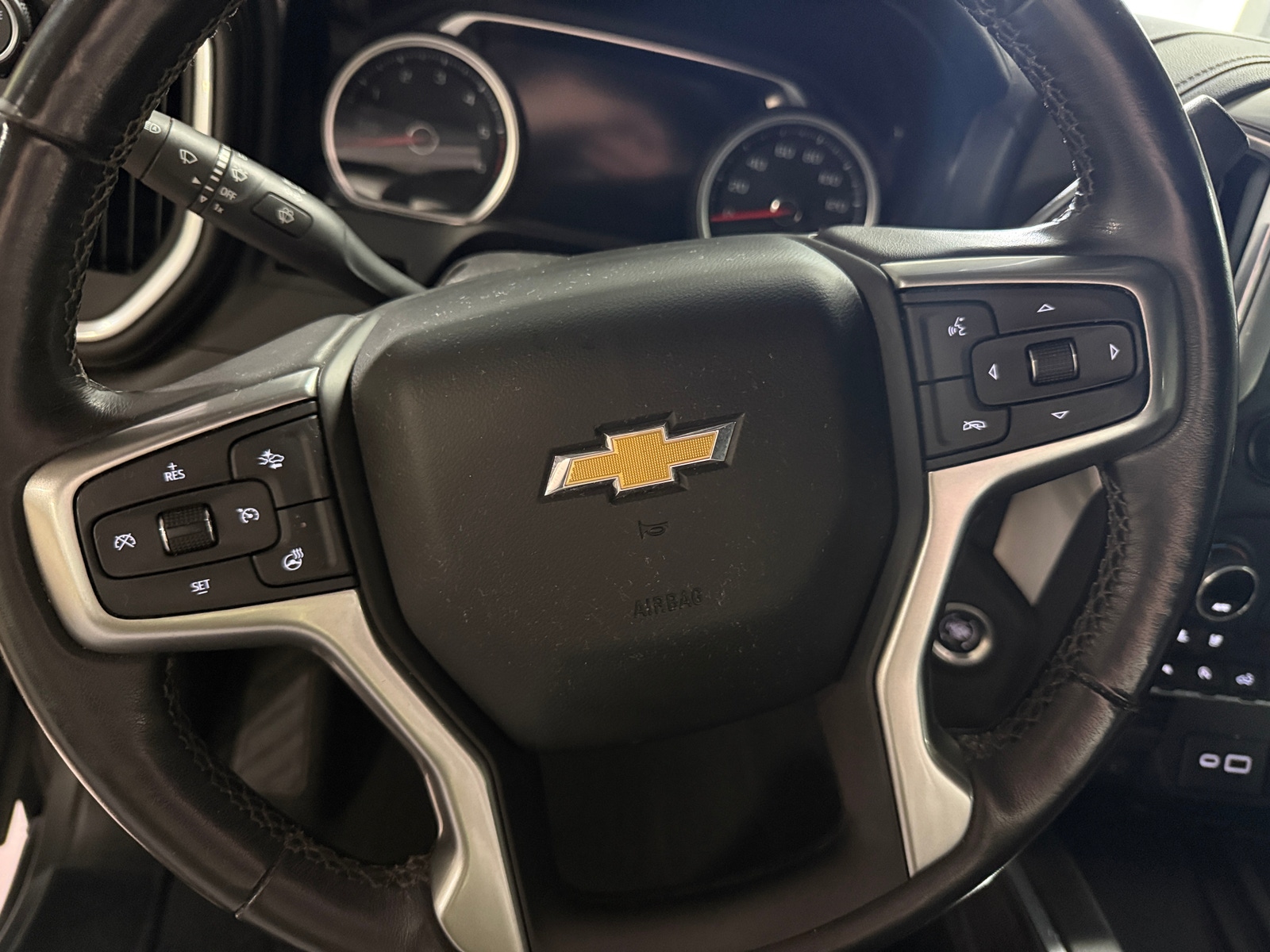 Thumbnail: 2021 Chevrolet Silverado 1500 - 4