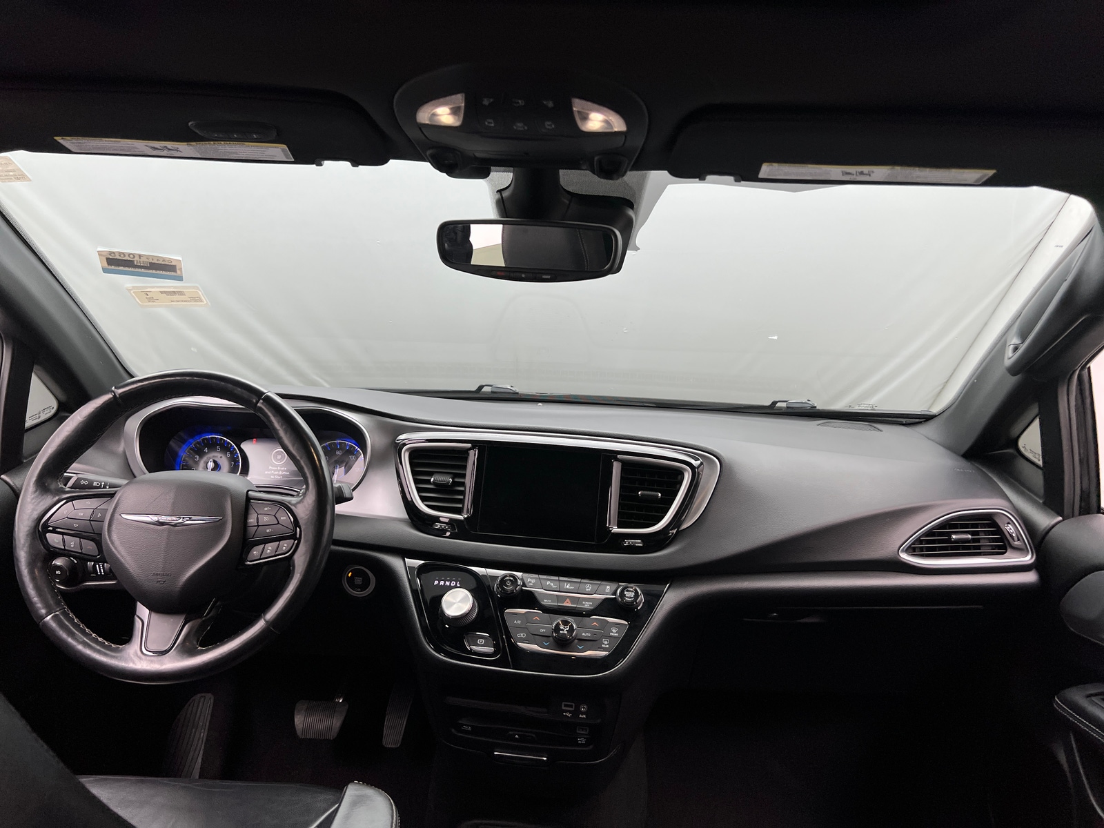 Thumbnail: 2019 Chrysler Pacifica - 2