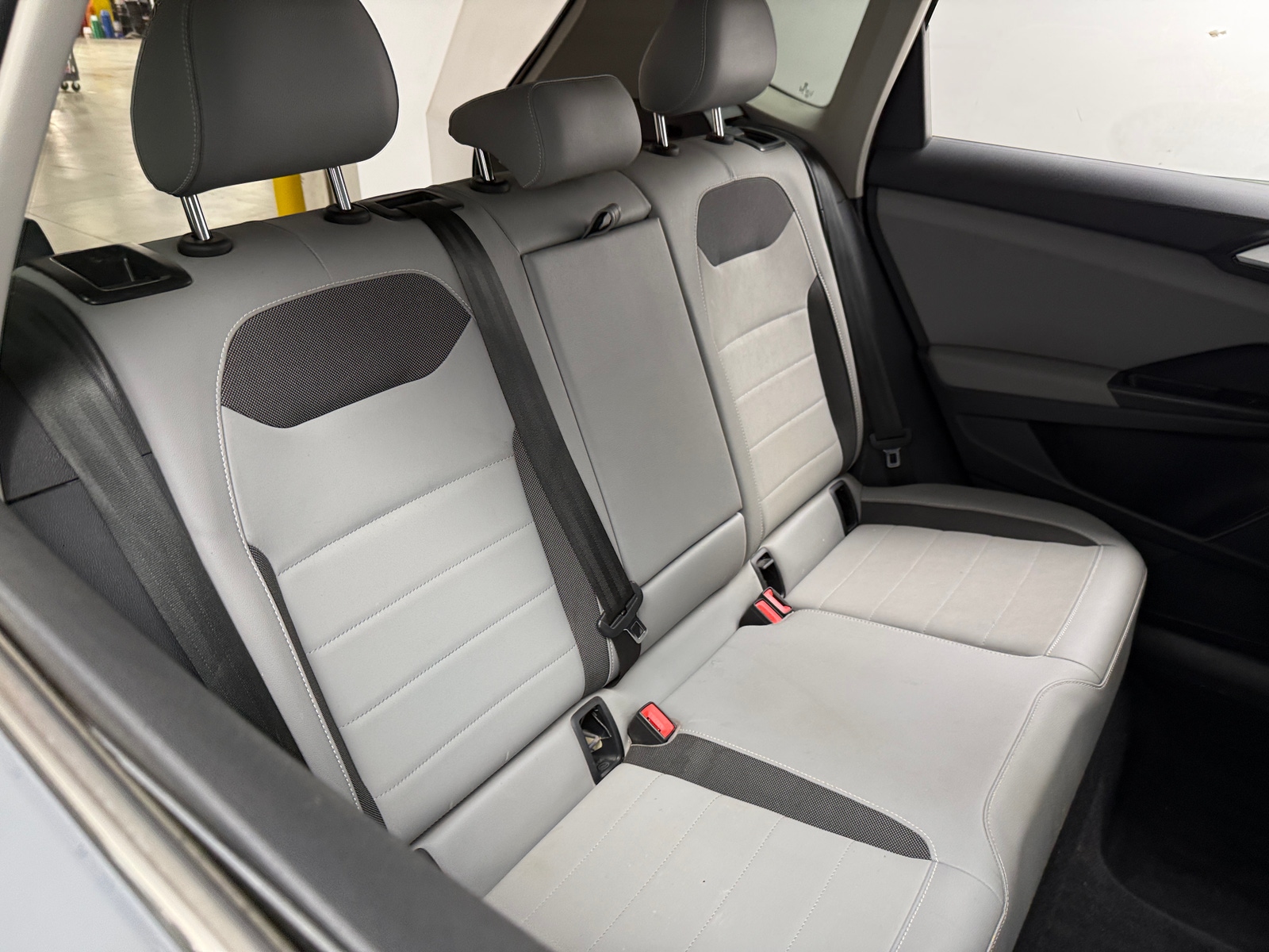 Thumbnail: 2023 Volkswagen Taos - 5