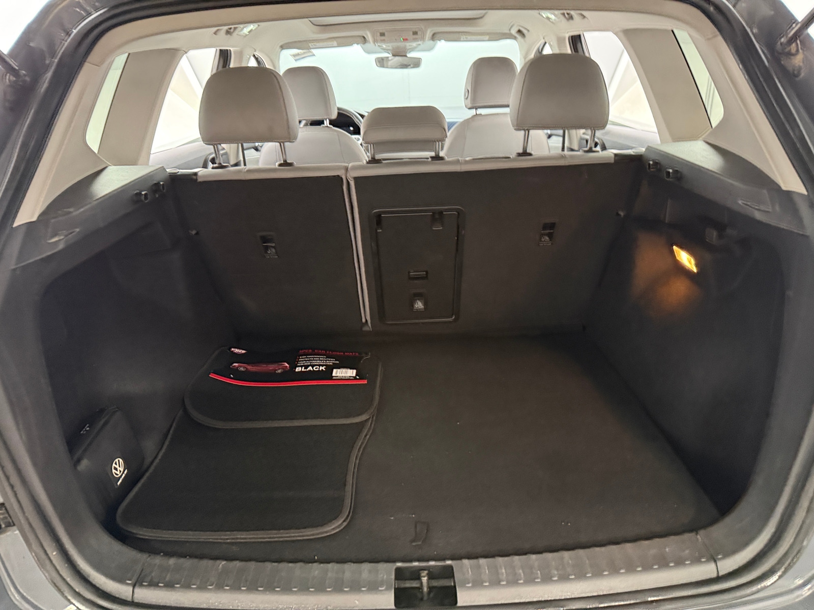 Thumbnail: 2023 Volkswagen Taos - 6